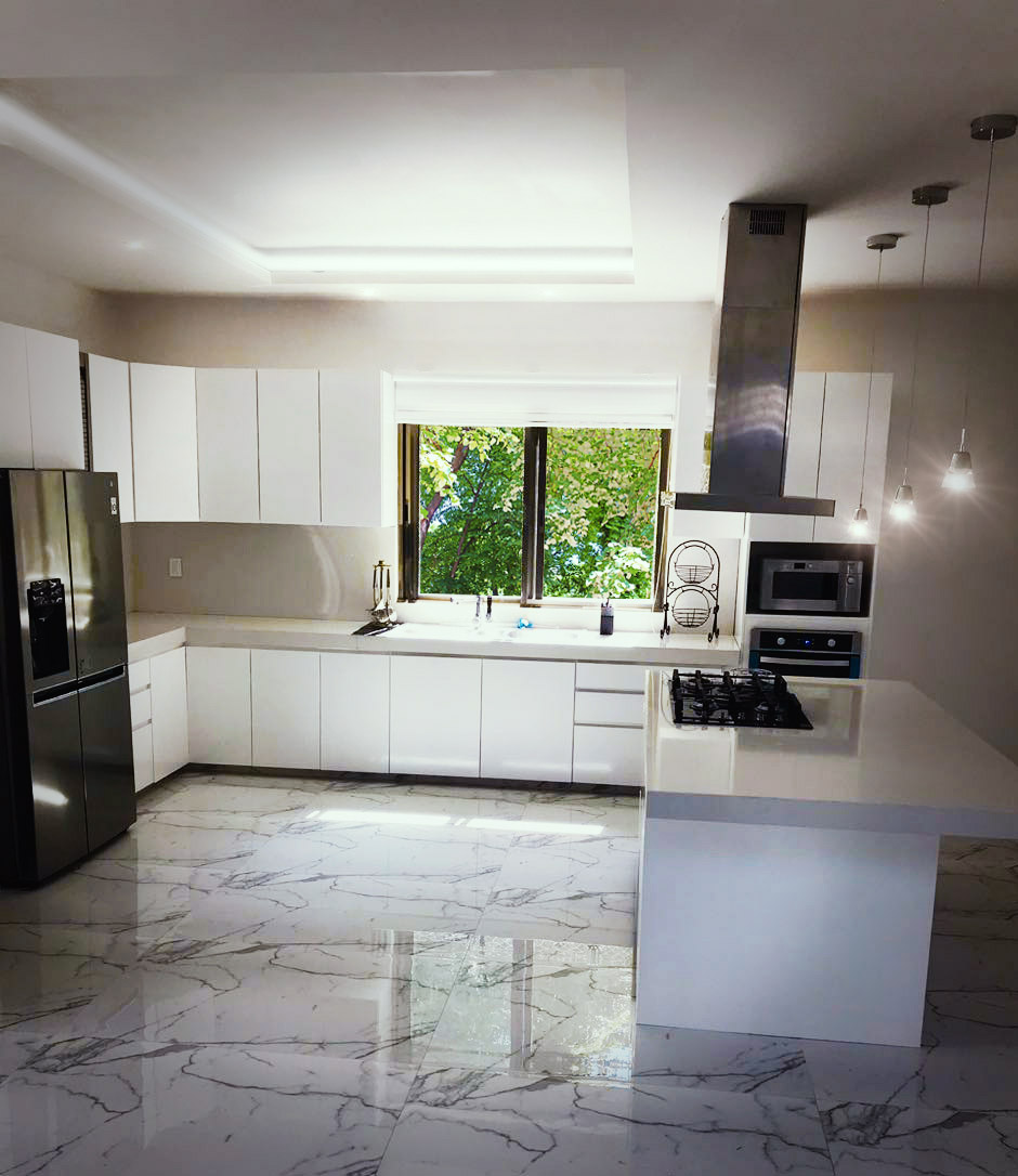 Cocina integral terminada, obra en Cancún
